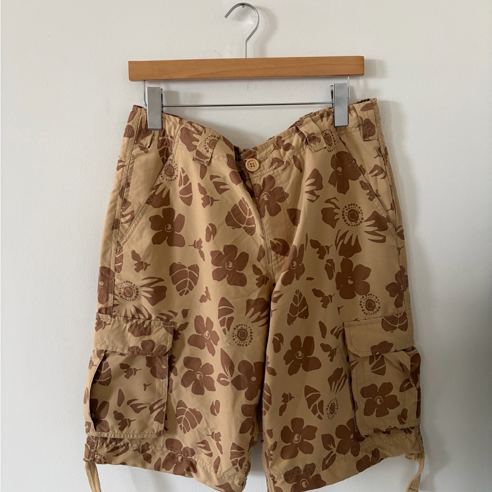 Floral Cargo Shorts in Brown and Tan